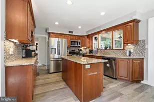 418 Buchanan Ave, Folsom, PA 19033 - Photo 10