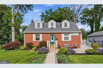 418 Buchanan Avenue, Folsom, PA 19033 - Photo 1