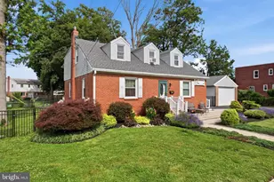 418 Buchanan Ave, Folsom, PA 19033 - Photo 4