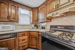 604 Braxton Rd, Ridley Park, PA 19078 - Photo 10