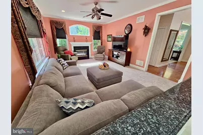 712 Carriage, Aston, PA 19014 - Photo 16