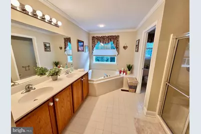 712 Carriage, Aston, PA 19014 - Photo 24