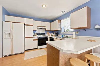 406 Carpenter Circle, Brookhaven, PA 19015 - Photo 8