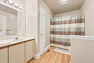 406 Carpenter Cir, Brookhaven, PA 19015 - Photo 18