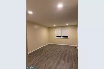 304 Christopher Place #1ST FLOOR, Primos, PA 19018 - Photo 6