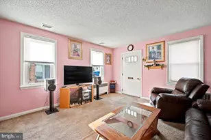 210 Walnut Rd, Wallingford, PA 19086 - Photo 4