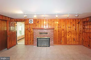 513 Cherry Tree Rd, Aston, PA 19014 - Photo 8