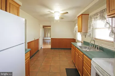 929 Cherry Tree Road, Aston, PA 19014 - Photo 10