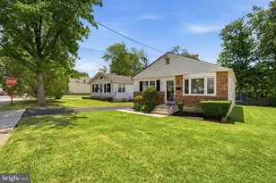 905 Amosland Rd, Morton, PA 19070 - Photo 4
