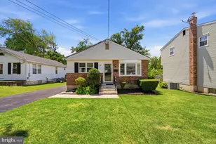 905 Amosland Rd, Morton, PA 19070 - Photo 2
