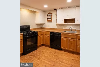 610 Darby Terrace, Darby, PA 19023 - Photo 6