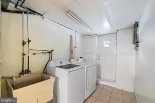 85 S Harwood Ave, Upper Darby, PA 19082 - Photo 24