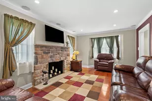 17 Tansey Dr, Upper Chichester, PA 19014 - Photo 16
