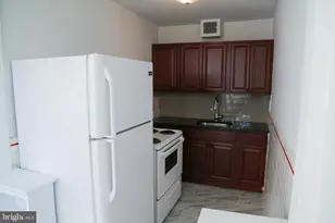 105 St Laurence Rd, Upper Darby, PA 19082 - Photo 4