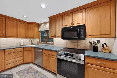 37 N Longpoint Lane, Rose Valley, PA 19063 - Photo 10