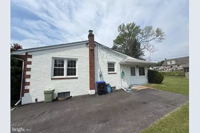 504 Monticello Avenue, Upper Chichester, PA 19014 - Photo 4