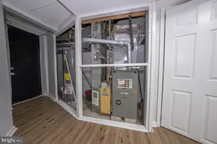 242 Spring Valley Rd, Darby, PA 19023 - Photo 36