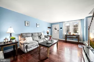 2283 S Harwood Ave, Upper Darby, PA 19082 - Photo 4