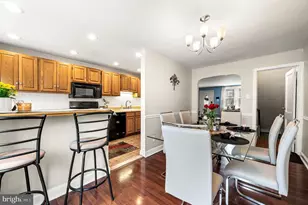 2283 S Harwood Ave, Upper Darby, PA 19082 - Photo 6