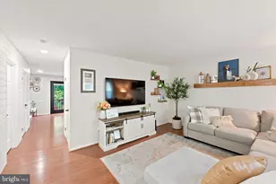 1603 N Glen Dr, Glen Mills, PA 19342 - Photo 2