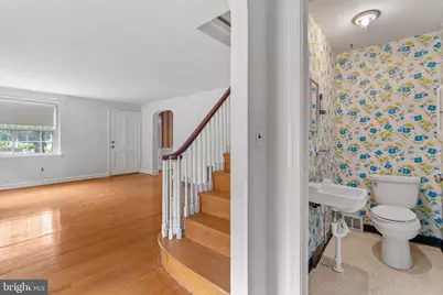 402 Hawthorne Road, Wallingford, PA 19086 - Photo 6