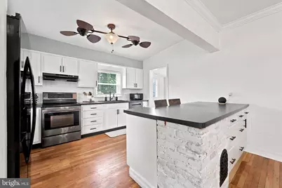 1015 Pennsylvania Avenue, Prospect Park, PA 19076 - Photo 10