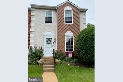 428 Cedarcrest Lane #8, Upper Chichester, PA 19014 - Photo 2