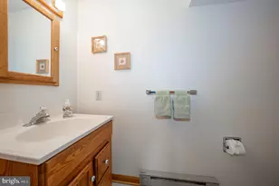 525 W Beechtree Ln, Wayne, PA 19087 - Photo 40