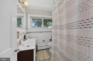 51 Windsor Ave, Upper Darby, PA 19082 - Photo 30