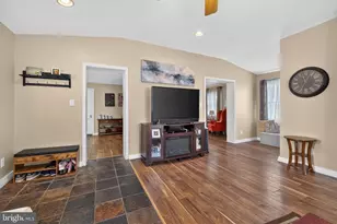 560 Holmes Rd, Morton, PA 19070 - Photo 16