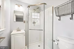 2434 Merwood Ln, Havertown, PA 19083 - Photo 12