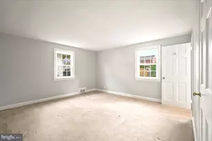 2434 Merwood Ln, Havertown, PA 19083 - Photo 6