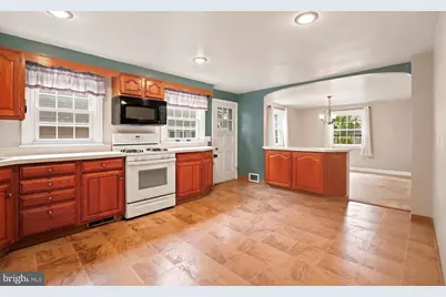 2434 Merwood Lane, Havertown, PA 19083 - Photo 8