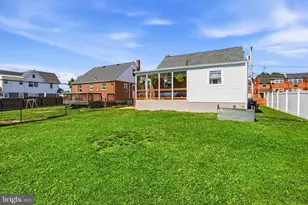 123 Folsom Ave, Folsom, PA 19033 - Photo 8