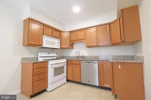 6618 Hilltop Dr, Brookhaven, PA 19015 - Photo 6