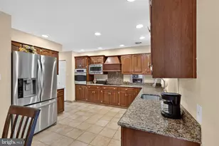 37 Governor Markham Dr, Glen Mills, PA 19342 - Photo 12