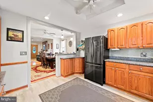 3845 Albemarle Ave, Drexel Hill, PA 19026 - Photo 12