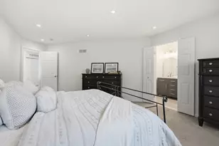 138 Montrose Ave, Bryn Mawr, PA 19010 - Photo 18