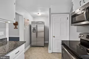 208 Stanton Rd, Havertown, PA 19083 - Photo 16