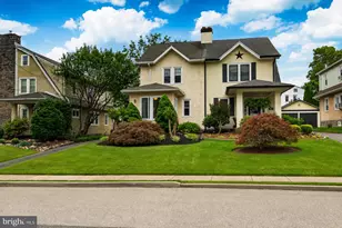 319 Hathaway Ln E, Havertown, PA 19083 - Photo 2