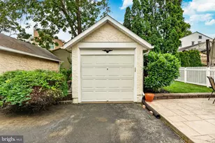 319 Hathaway Ln E, Havertown, PA 19083 - Photo 60