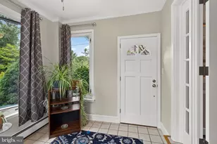 319 Hathaway Ln E, Havertown, PA 19083 - Photo 8