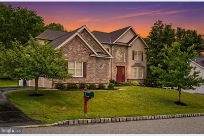 4 Strickland Way, Glen Mills, PA 19342 - Photo 2