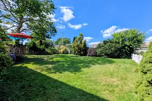 3641 Deepwater Ln, Brookhaven, PA 19015 - Photo 34