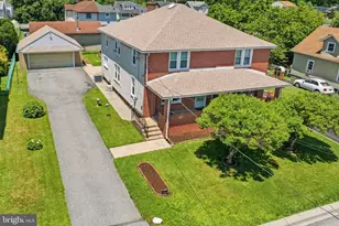 1122 Galbraith Ave, Upper Chichester, PA 19061 - Photo 2