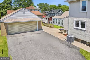 1122 Galbraith Ave, Upper Chichester, PA 19061 - Photo 30