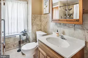 1122 Galbraith Ave, Upper Chichester, PA 19061 - Photo 18