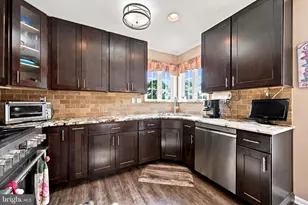 16 E Evans Way, Aston, PA 19014 - Photo 10