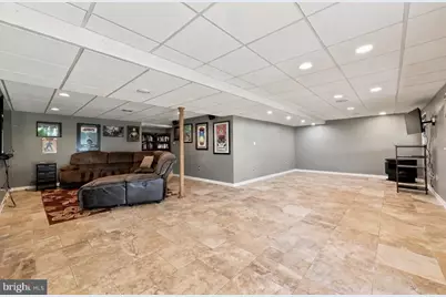 16 E Evans Way, Aston, PA 19014 - Photo 22