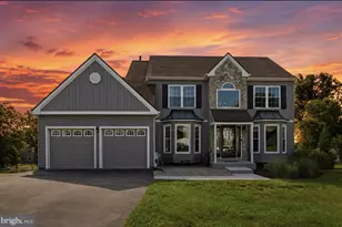 16 E Evans Way, Aston, PA 19014 - Photo 2